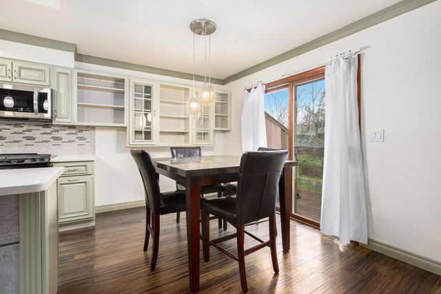 548 Park Place, Saline City, MI 48176