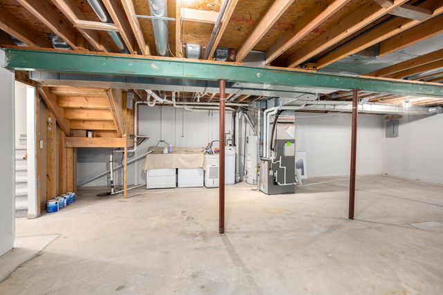 548 Park Place, Saline City, MI 48176