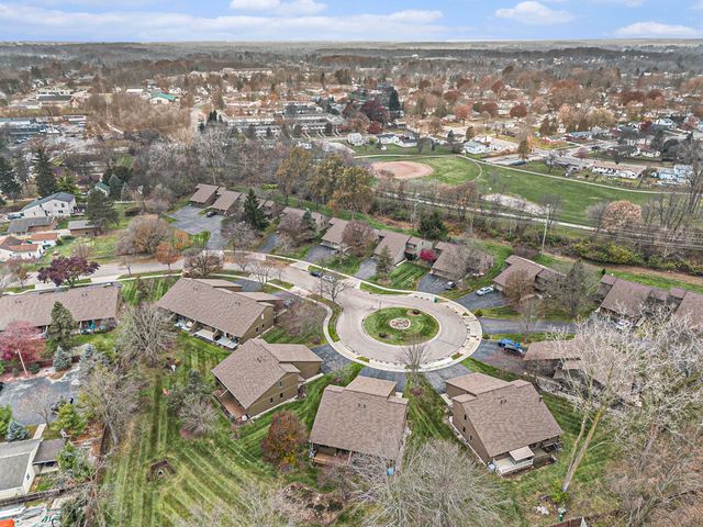 548 Park Place, Saline City, MI 48176