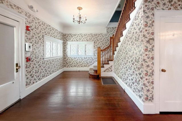 712 West Street, Hollister, CA 95023