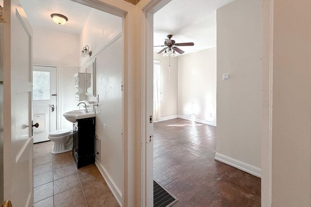 712 West Street, Hollister, CA 95023