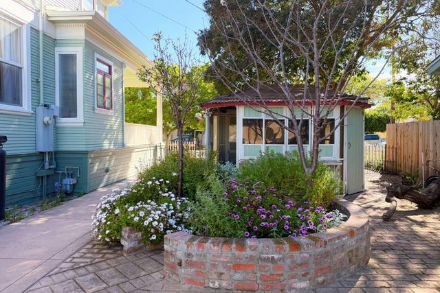 712 West Street, Hollister, CA 95023