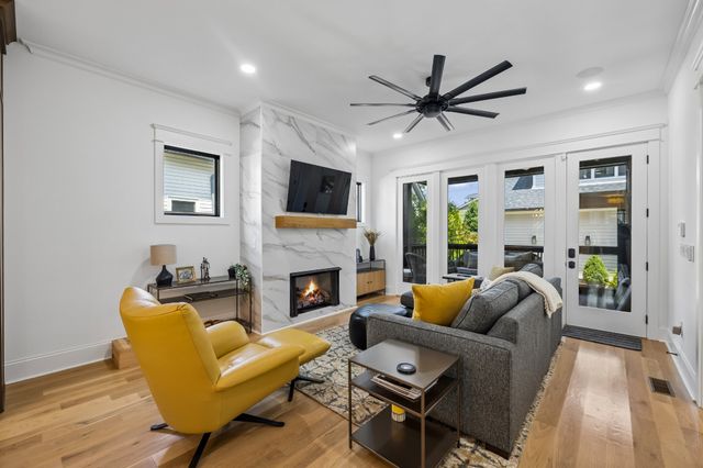 1012 Lawrence Ave, Nashville, TN 37204