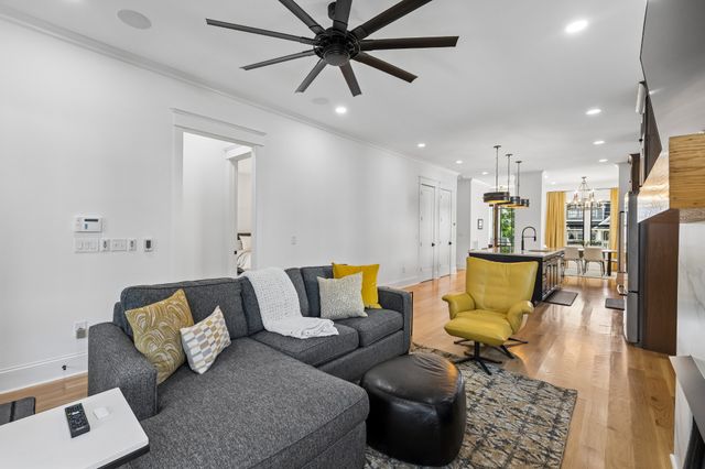 1012 Lawrence Ave, Nashville, TN 37204
