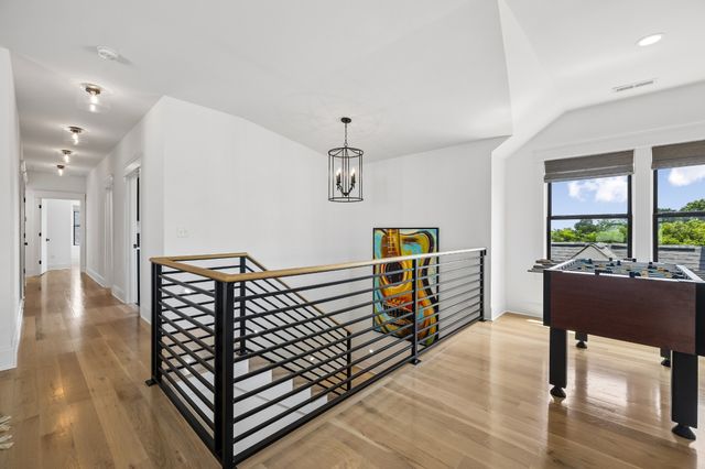 1012 Lawrence Ave, Nashville, TN 37204