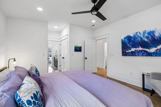 1012 Lawrence Ave, Nashville, TN 37204