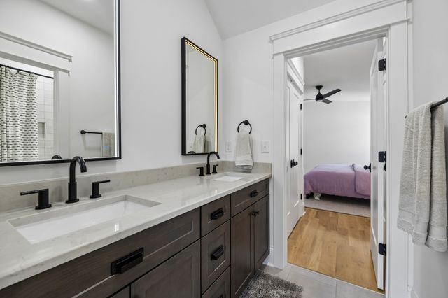 1012 Lawrence Ave, Nashville, TN 37204