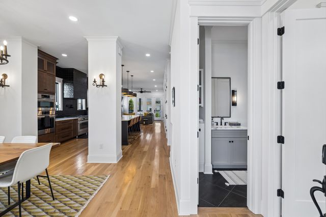 1012 Lawrence Ave, Nashville, TN 37204