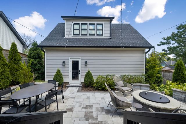 1012 Lawrence Ave, Nashville, TN 37204