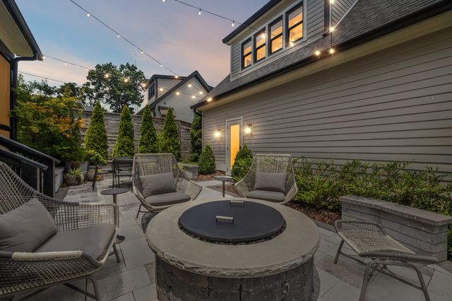 1012 Lawrence Ave, Nashville, TN 37204