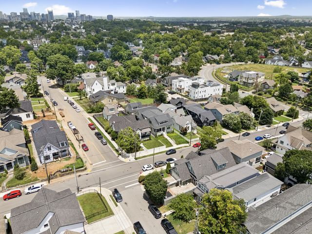 1012 Lawrence Ave, Nashville, TN 37204