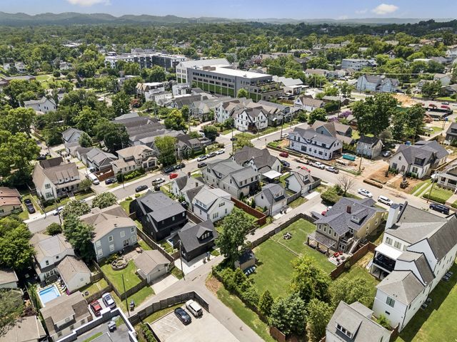 1012 Lawrence Ave, Nashville, TN 37204