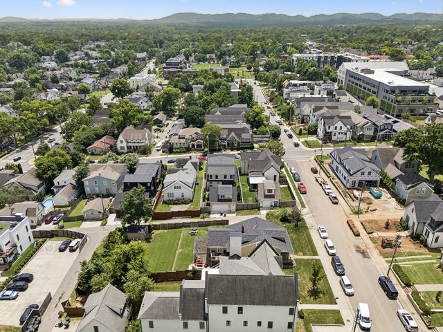 1012 Lawrence Ave, Nashville, TN 37204