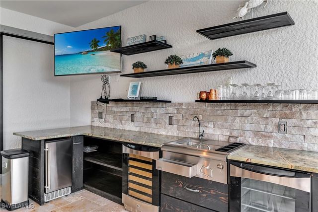 7072 Live Oak DR, Naples, FL 34114