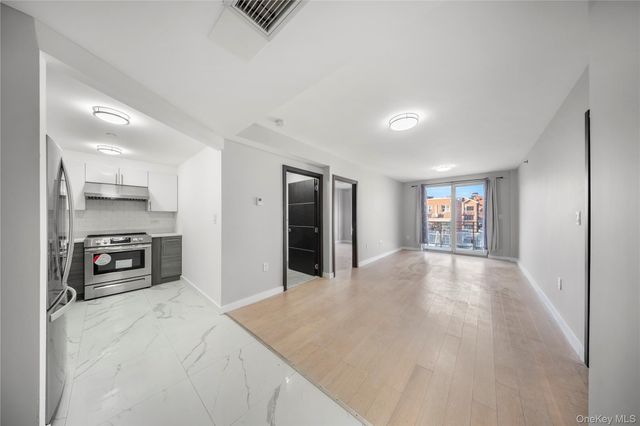 7009 45th Avenue 3D, Woodside, NY 11377