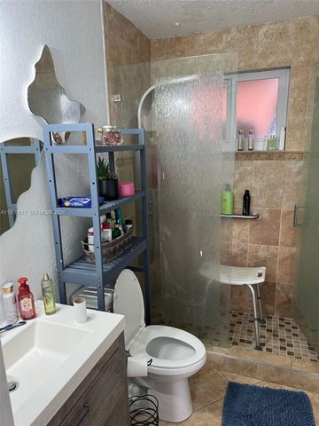 3480 E 9th Ct, Hialeah, FL 33013