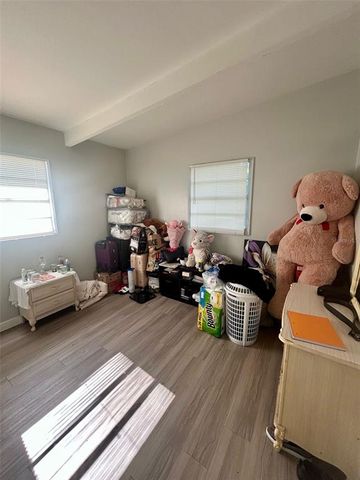 7615 LAVENDER LANE, Tampa, FL 33619