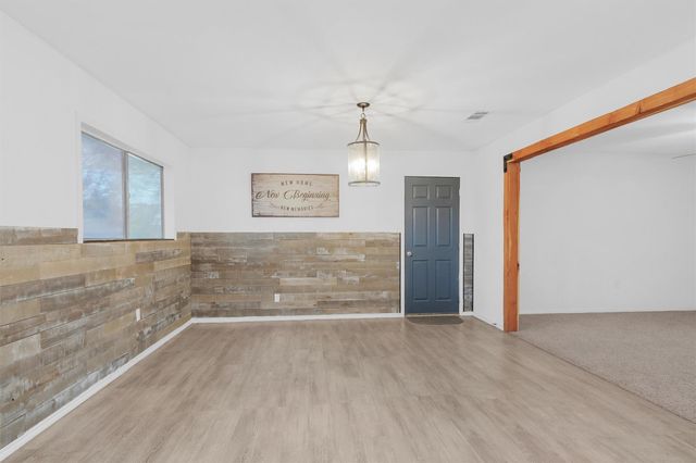 1314 Hooks Street, Crockett, TX 75835