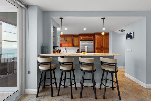 4280 Galt Ocean Drive 27D, Fort Lauderdale, FL 33308