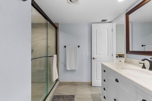 4280 Galt Ocean Drive 27D, Fort Lauderdale, FL 33308