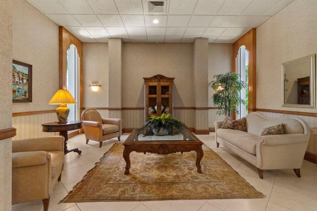 4280 Galt Ocean Drive 27D, Fort Lauderdale, FL 33308