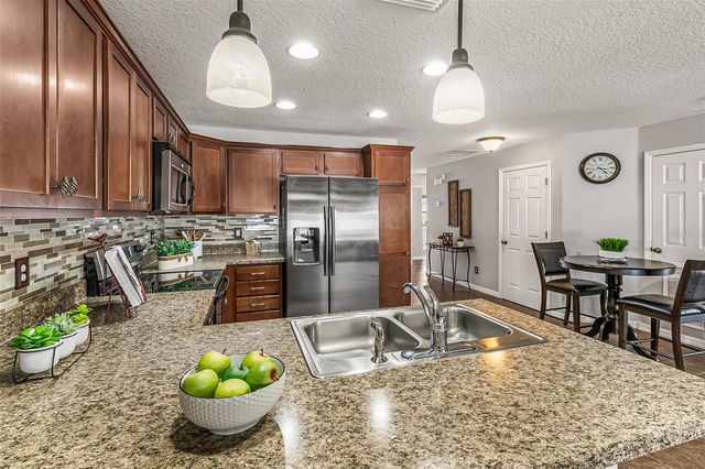 112 HURST COURT, Deland, FL 32724