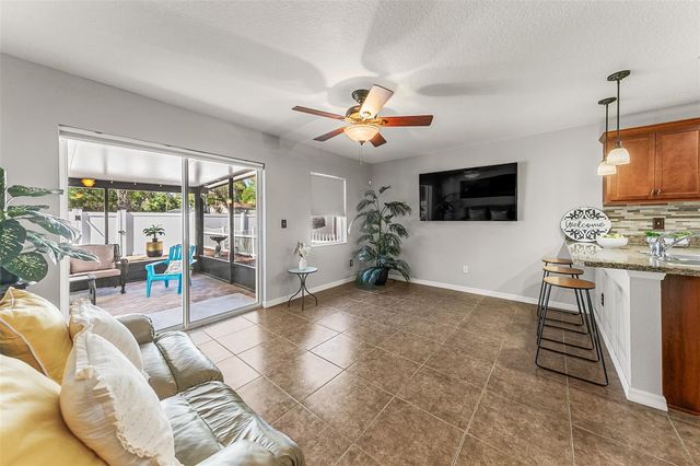 112 HURST COURT, Deland, FL 32724