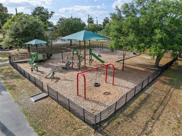 112 HURST COURT, Deland, FL 32724