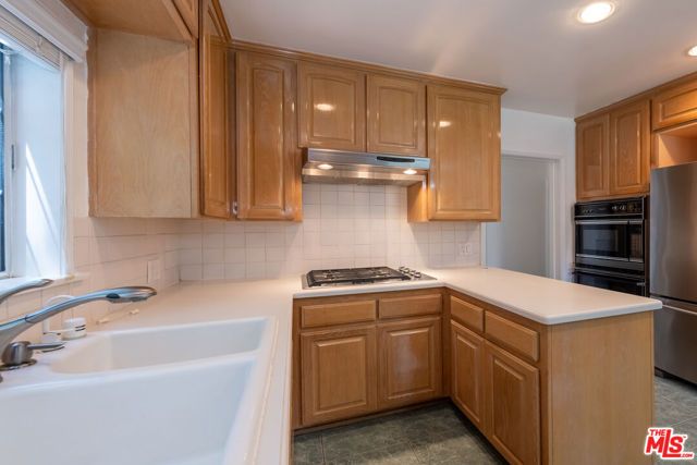 4421 Strohm Avenue, Toluca Lake (los Angeles), CA 91602