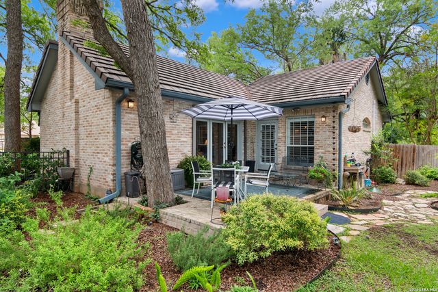 6 PLUM LN, San Antonio, TX 78218