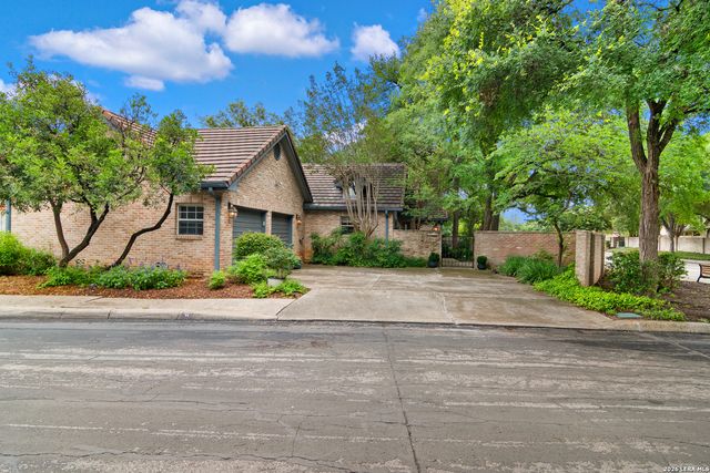 6 PLUM LN, San Antonio, TX 78218