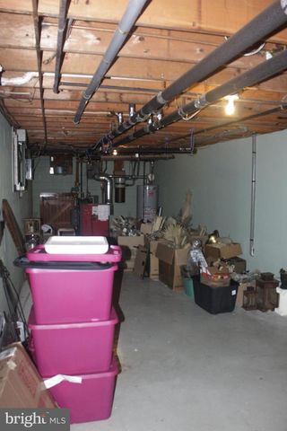 375 SCHOOLHOUSE RD, West Grove, PA 19390