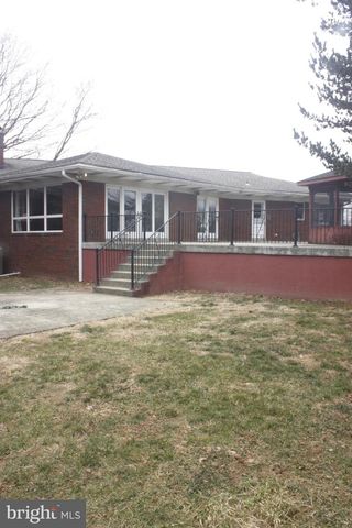 375 SCHOOLHOUSE RD, West Grove, PA 19390