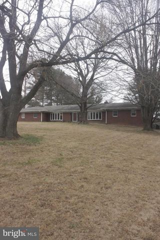 375 SCHOOLHOUSE RD, West Grove, PA 19390