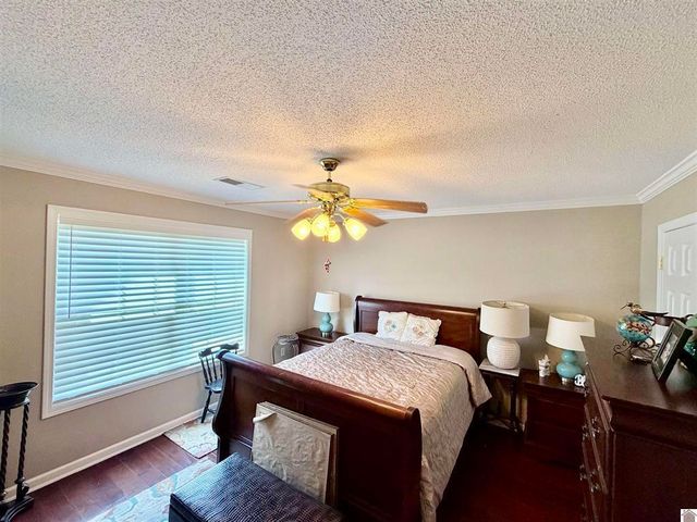 4915 W Towne Drive, Paducah, KY 42001