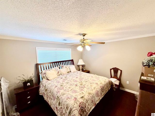 4915 W Towne Drive, Paducah, KY 42001