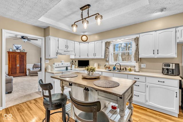 10345 Whispering Winds Street, Indianapolis, IN 46234