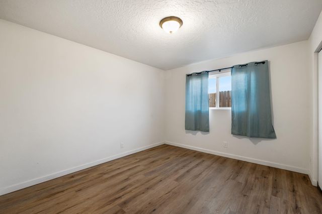 128 Espejo Street NE, Albuquerque, NM 87123