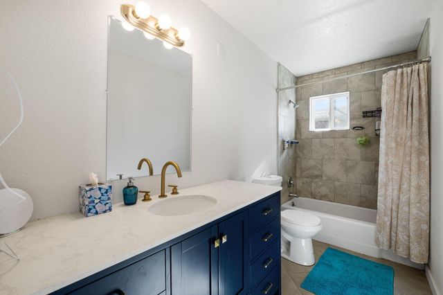 128 Espejo Street NE, Albuquerque, NM 87123