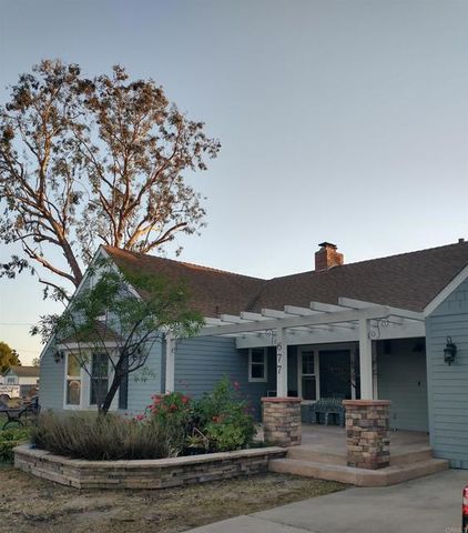 677 Hanson Lane, Ramona, CA 92065