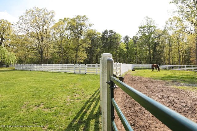 24 Squankum Road, Colts Neck, NJ 07722