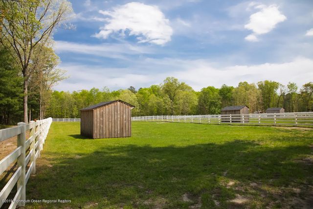 24 Squankum Road, Colts Neck, NJ 07722