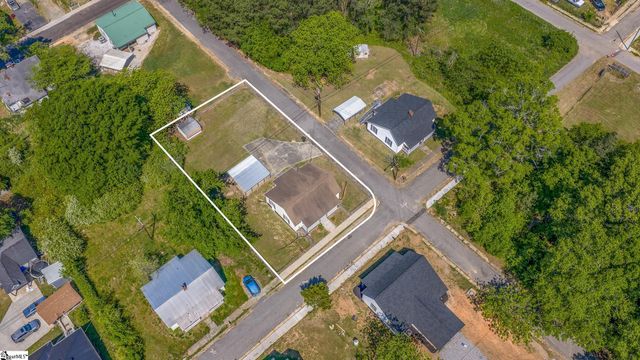 205 Kay Street, Honea Path, SC 29654