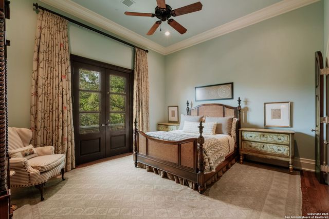 200 GENESEO RD, Terrell Hills, TX 78209