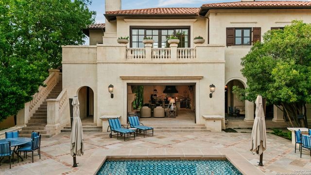 200 GENESEO RD, Terrell Hills, TX 78209