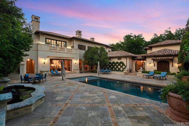 200 GENESEO RD, Terrell Hills, TX 78209