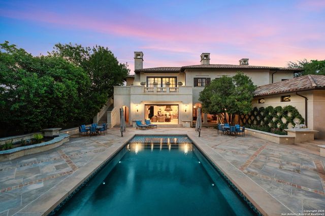 200 GENESEO RD, Terrell Hills, TX 78209