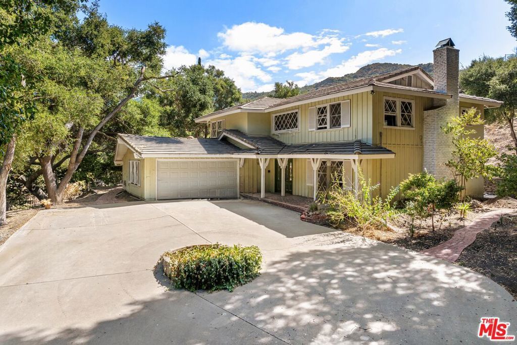 Image 1 of property listing at 730 Crater Camp Drive, Calabasas, CA 91302