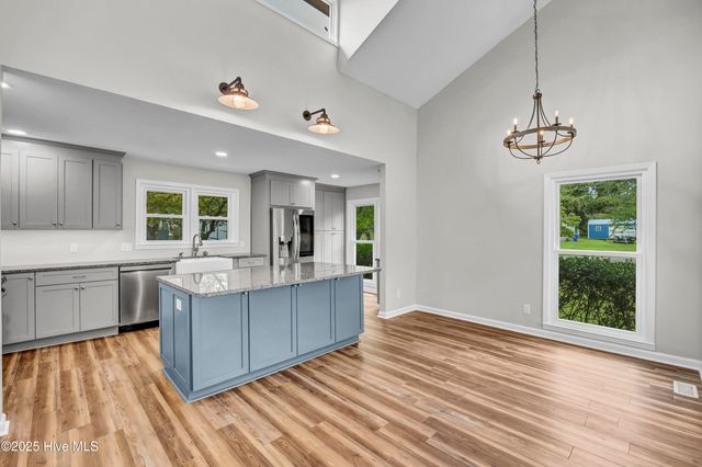 103 Herring Drive, Southport, NC 28461