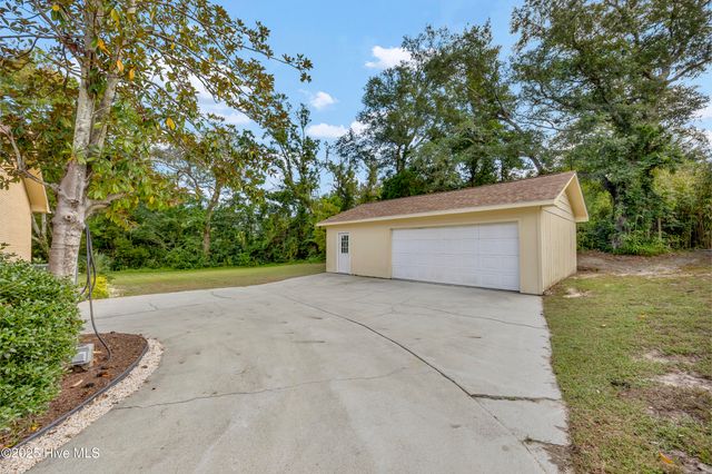 103 Herring Drive, Southport, NC 28461